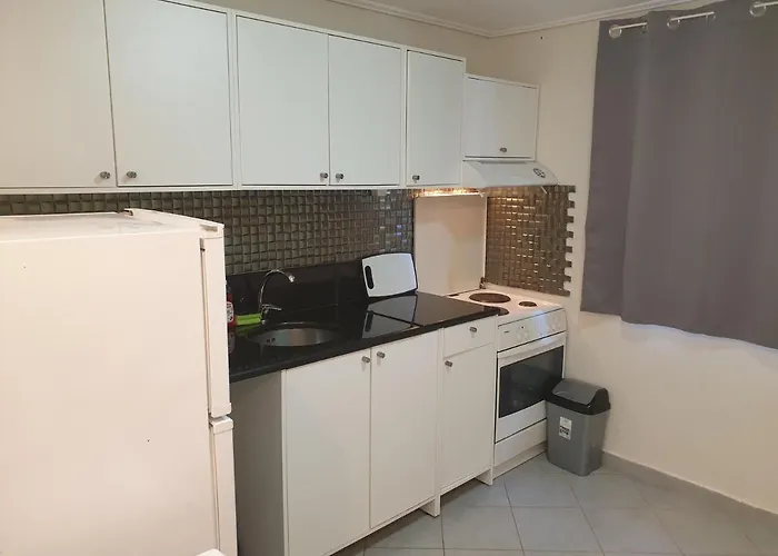 Varkiza Cozy Seaside Apartment